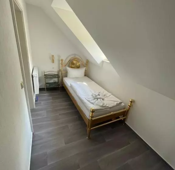 ファミリールーム, Haus Hennesburg, Garni
