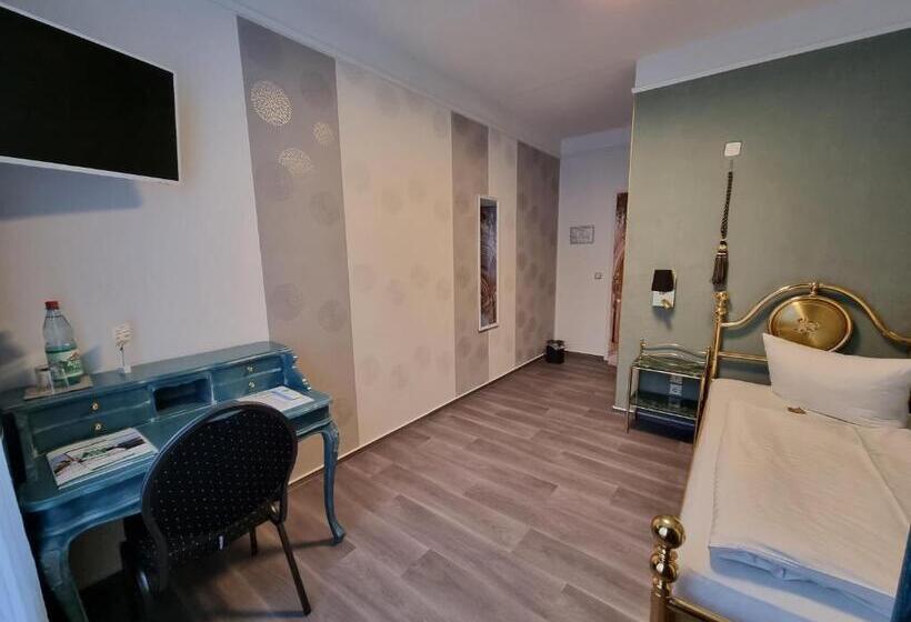 Номер Стандарт Индивидуальный, Haus Hennesburg, Garni