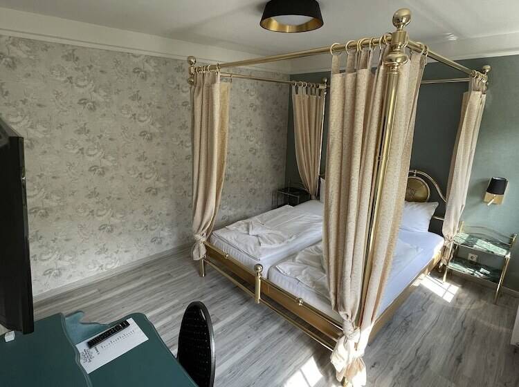 Номер Стандарт, Haus Hennesburg, Garni