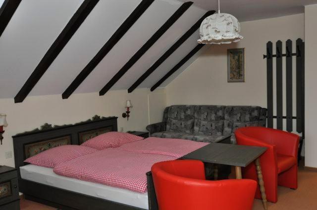 חדר קומפורט יחיד, Restaurant Johanniskreuz