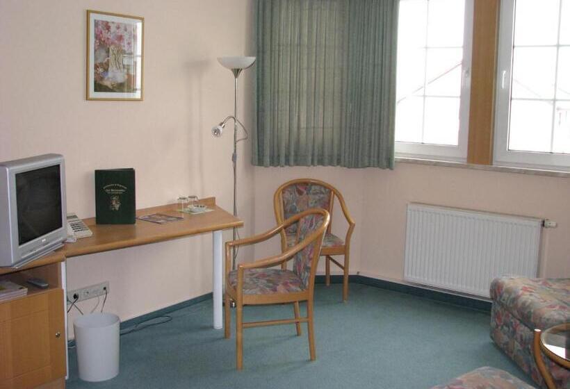 침실 2개 아파트, & Restaurant Zur Weintraube