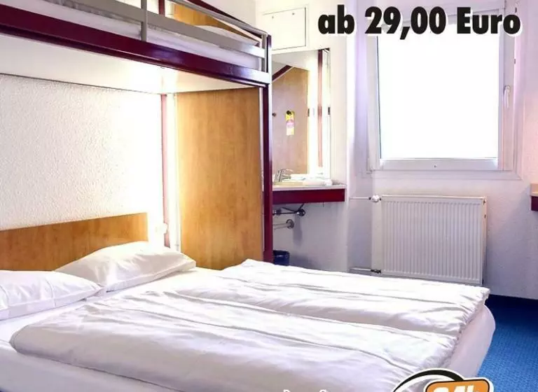 バス共有のスタンダードルーム, Motel 24h Bremen