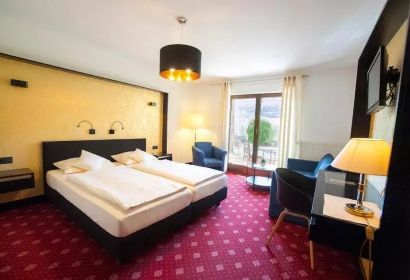 リバービュースタンダードルーム, Weinhotel St. Stephanus