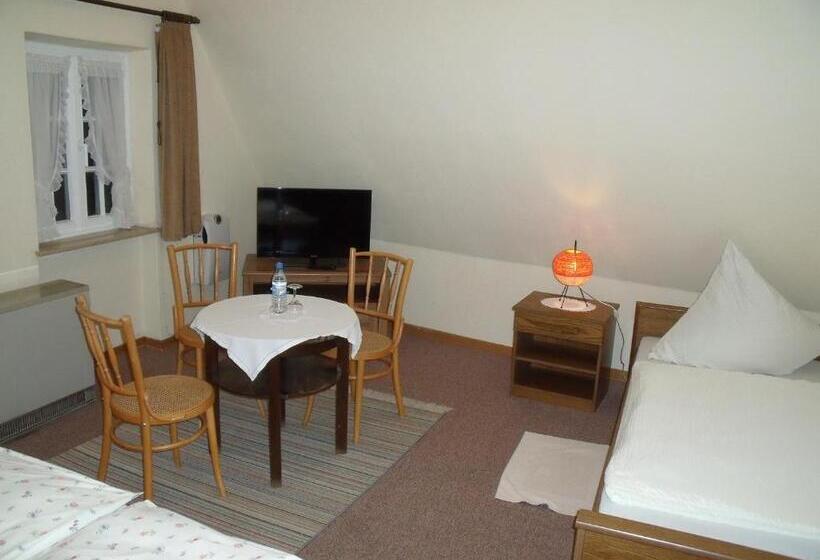 스탠다드 트리플 룸, Pension Marienhof