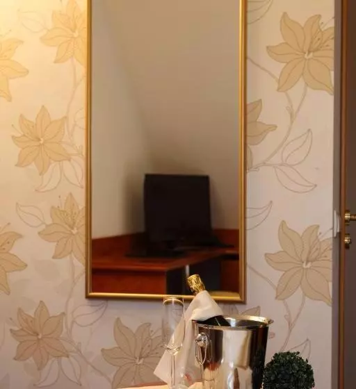 スタンダードシングルルーム, Garni Hotel Goldenes Lamm