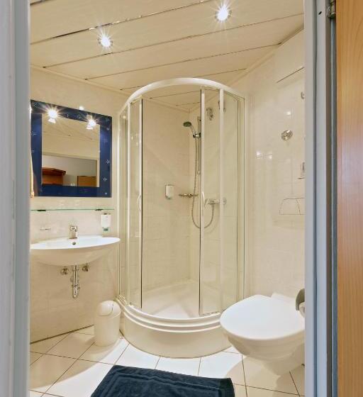 Номер Комфорт, Garni Hotel Goldenes Lamm