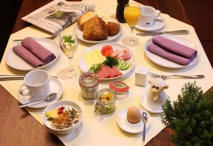 ファミリールーム, Garni Hotel Goldenes Lamm