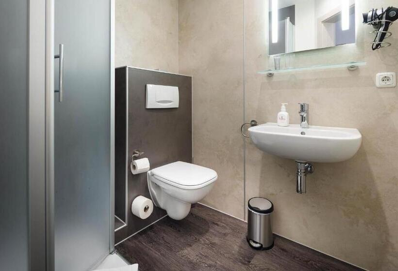 Номер Economy, Am Schloßbrunnen Bad Muskau