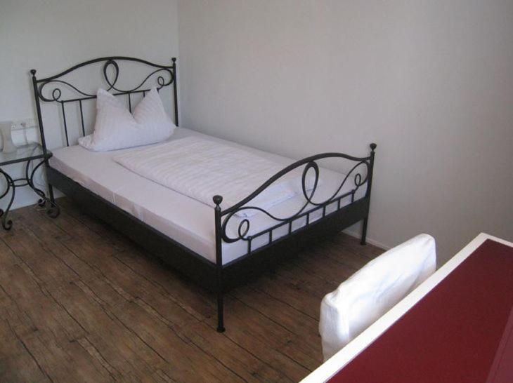 スタンダードトリプルルーム, Barbarina