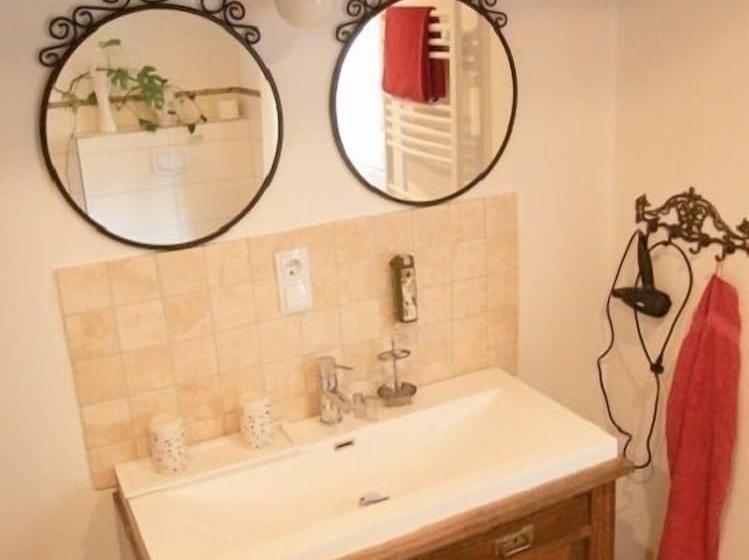 חדר סטנדרט, Feldmaus