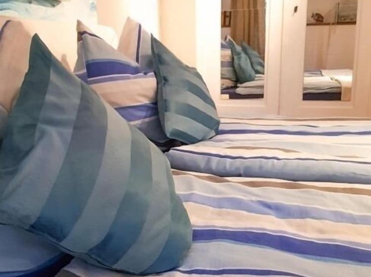 חדר סטנדרט, Feldmaus