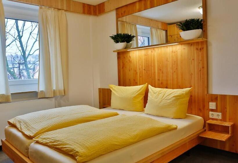 غرفة قياسية, Feuerbacher Hof