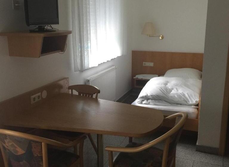 스탠다드 트리플 룸, Gasthaus Keglerklause