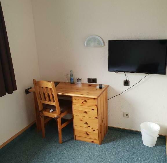 غرفة قياسية فردية, Grüner Baum