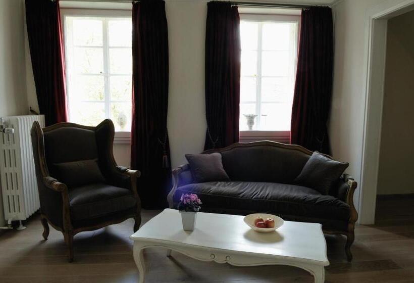 סוויטה, Karolingerhof