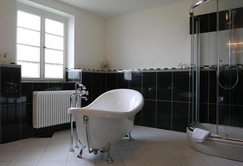 סוויטה, Karolingerhof