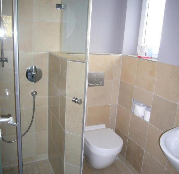 Quarto standard, Marchen Garni