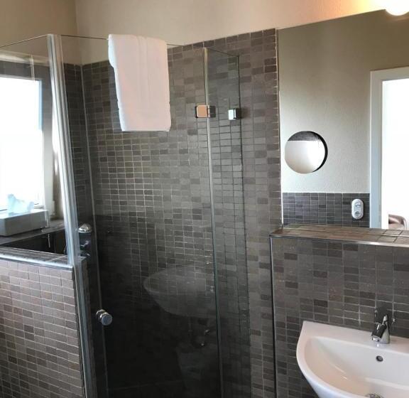 Quarto standard, Marchen Garni