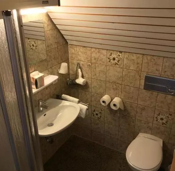 Standard Yhden Hengen Huone, Marchen Garni