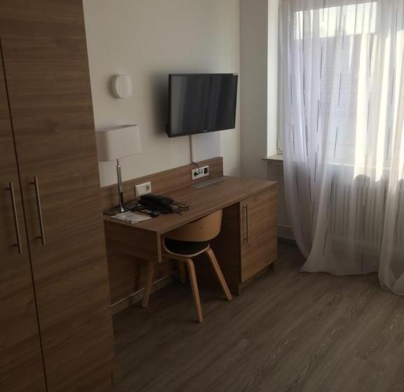 スタンダードシングルルーム, Post Viernheim Ug