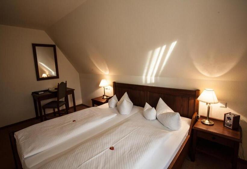 דירת חדר, & Restaurant Klosterhof