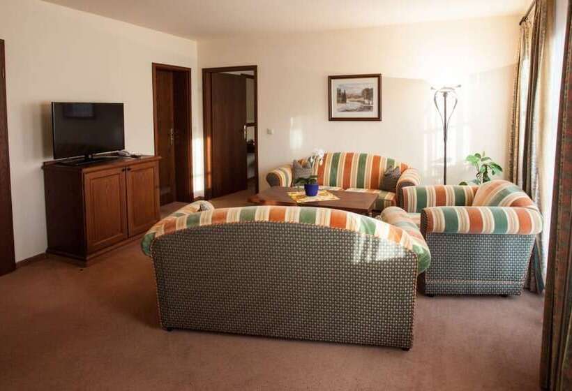 דירת חדר, & Restaurant Klosterhof