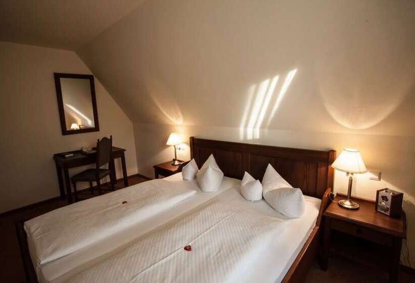 דירת חדר, & Restaurant Klosterhof