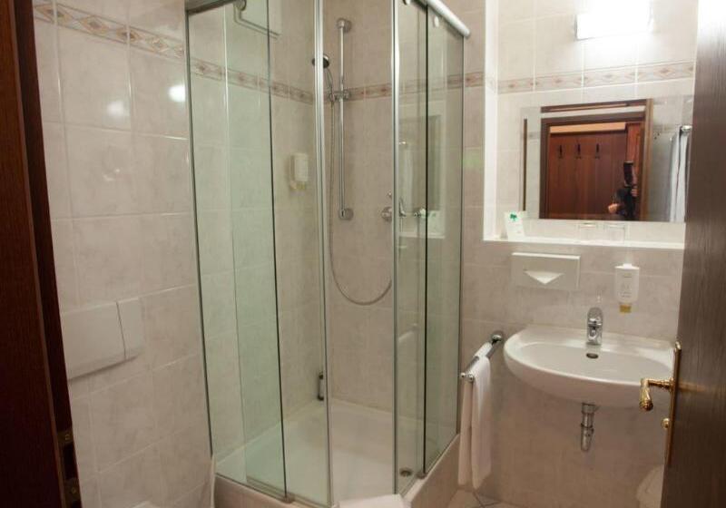 חדר סטנדרט, & Restaurant Klosterhof