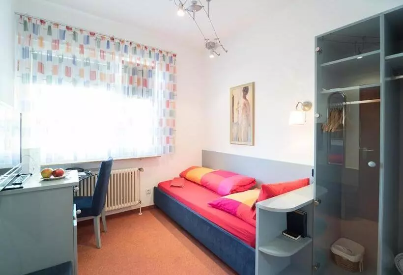 Standard Single Room, Restaurant Krehl's Linde