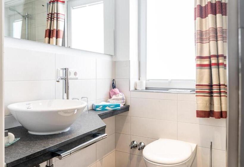 스탠다드 트리플 룸, Restaurant Krehl's Linde