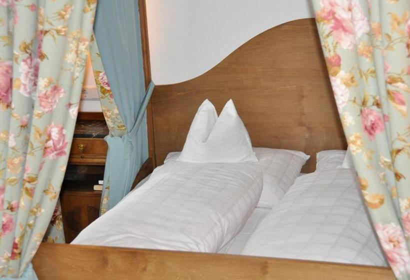 스탠다드 트리플 룸, Restaurant Krehl's Linde