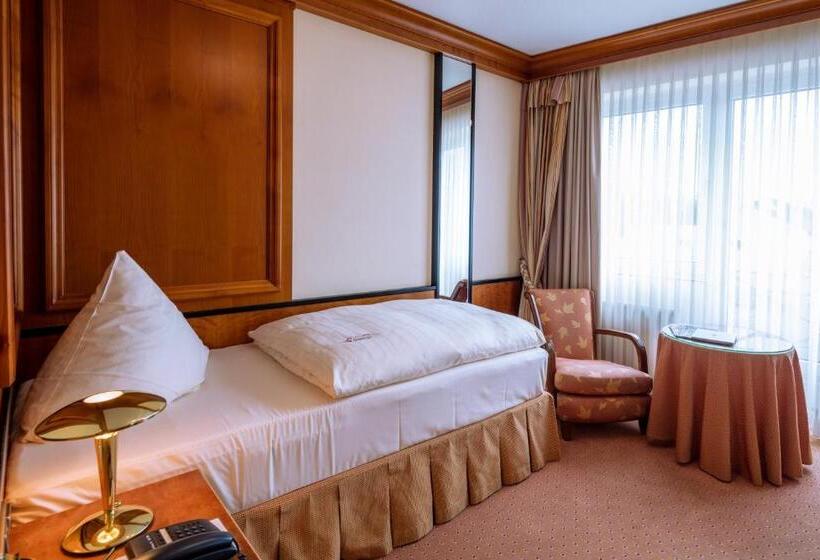 Standard Single Room, Restaurant Kunz