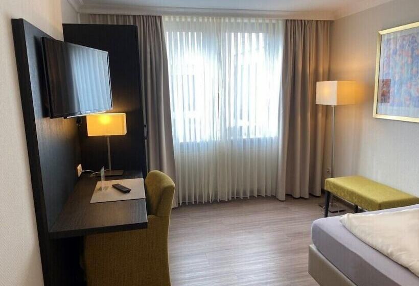 חדר סטנדרט יחיד, Restaurant Pollmanns