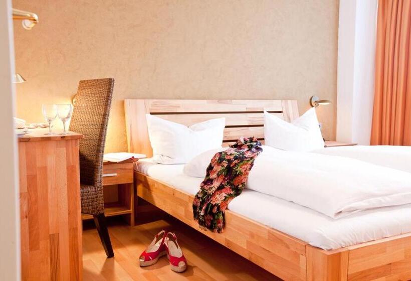 Quarto standard, Restaurant Zur Sonne St. Peter