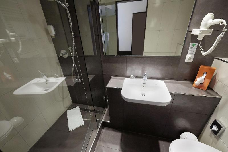 Номер Стандарт, Silicium