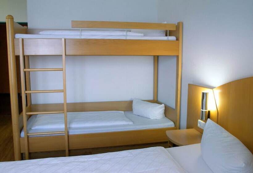 Quarto Quádruplo Estandar, Sunparc  Shuttle Zum Europapark Rust 4km & Rulantica 2km