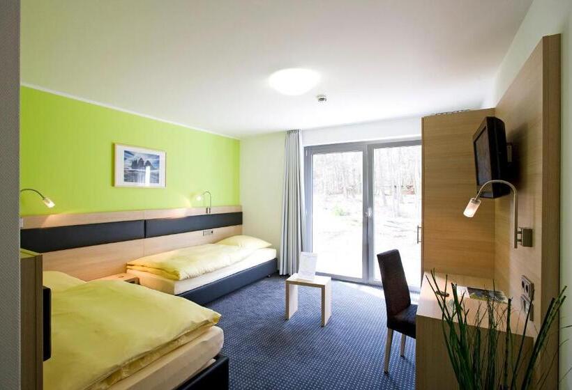 Номер Стандарт, Und Kongresszentrum Wanderath