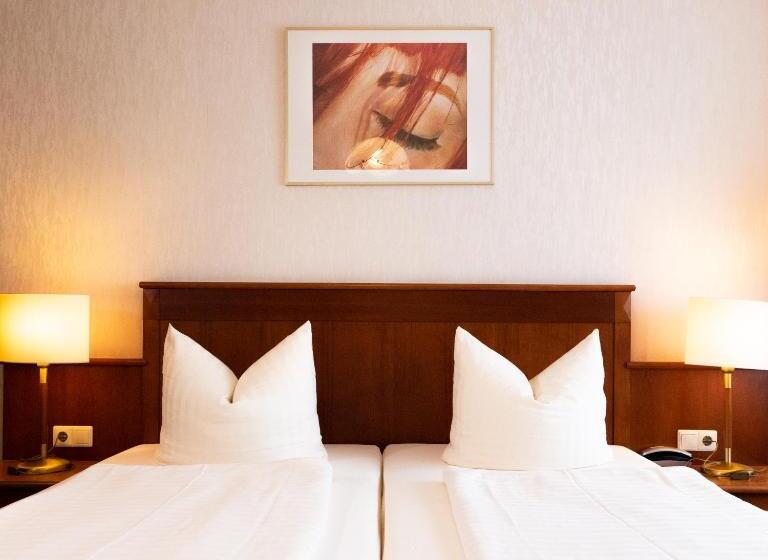 חדר קומפורט, Wegener