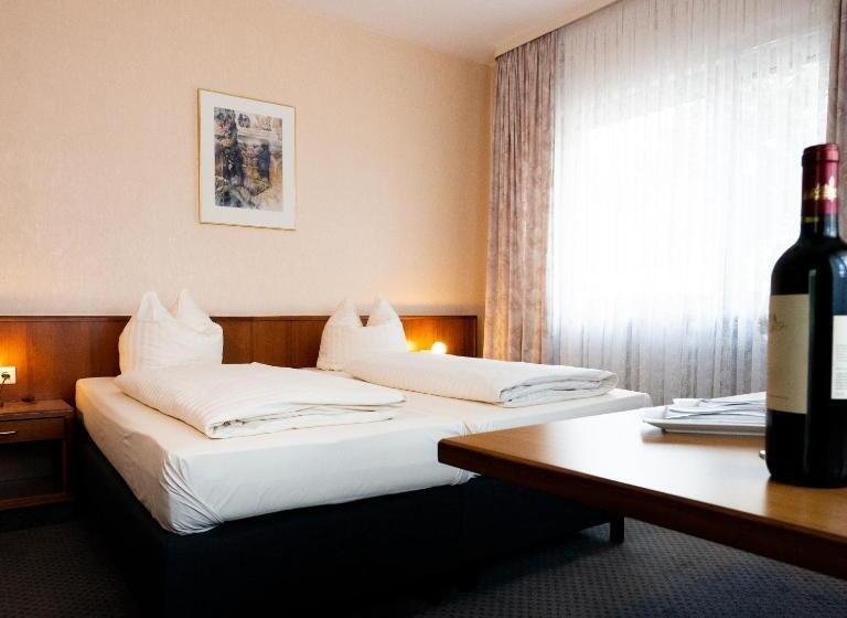 חדר קומפורט, Wegener