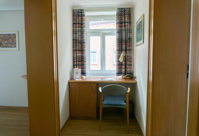 スタンダードルーム, Wurttemberger Hof