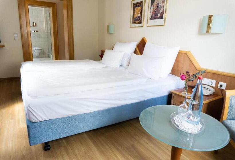 スタンダードルーム, Wurttemberger Hof