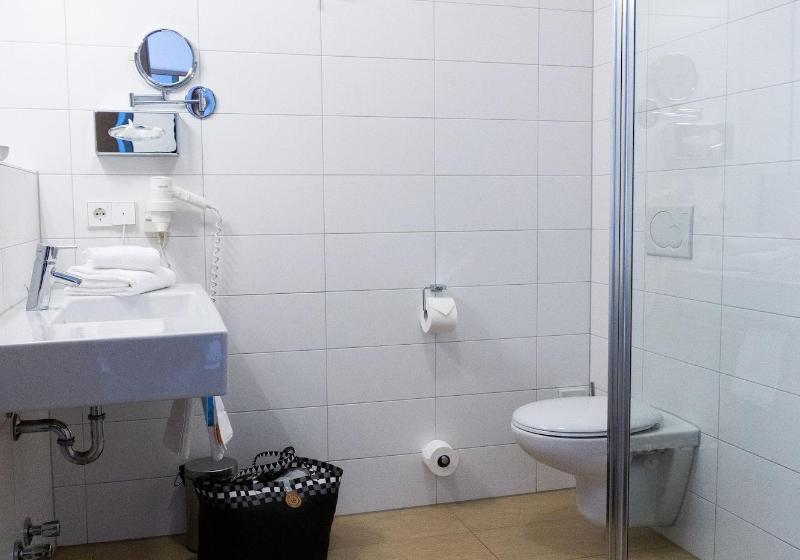 スタンダードシングルルーム, Wurttemberger Hof