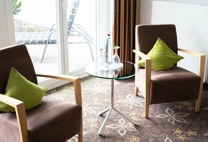 ジュニアスイート, Wurttemberger Hof