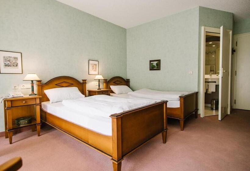 Номер Стандарт, Landhaus Keller   Hotel & Restaurant