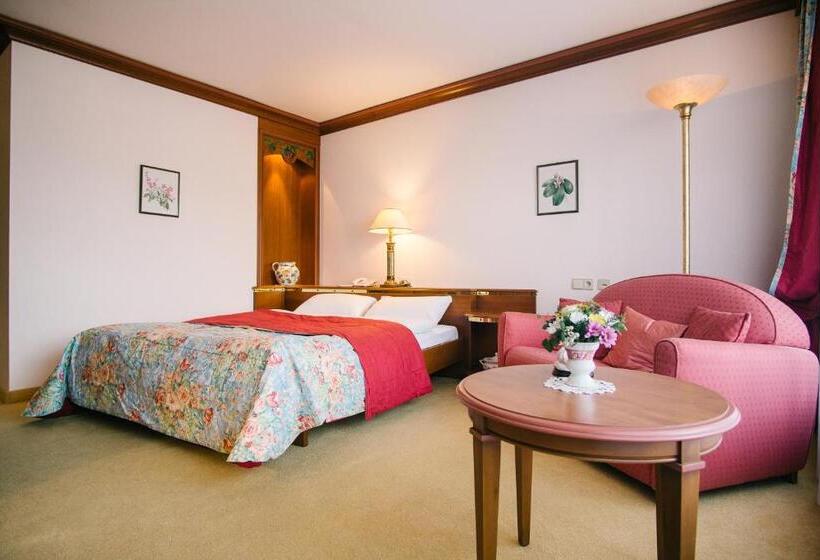 스탠다드 룸 산 전망, Landhaus Keller Hotel & Restaurant