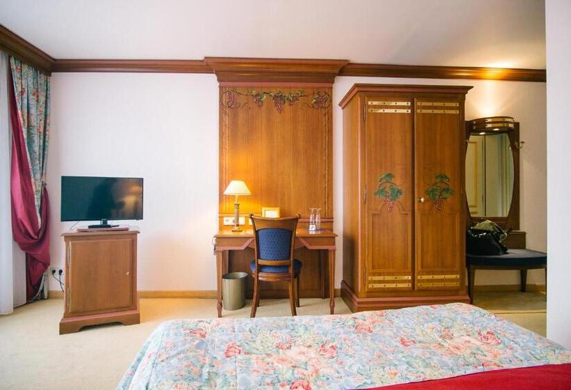 스탠다드 룸 산 전망, Landhaus Keller Hotel & Restaurant