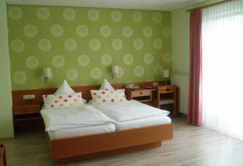 スタンダードルーム, Landhotel Am Wenzelbach