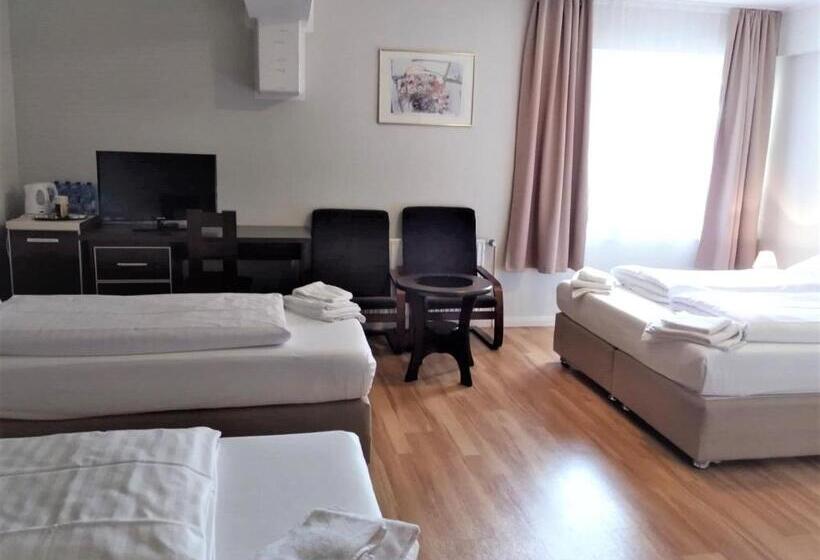 Четырехместный Номер Стандарт, M&a Cityhotel Hildesheim