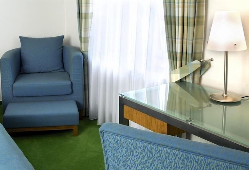 스탠다드 룸, Restaurant Hotel Maien