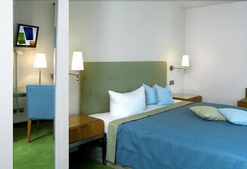 Номер Стандарт, Restaurant Hotel Maien